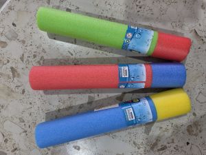רמיטקס - עיצוב הבית וטקסטיל קמפינג ומוצרי קיץ מבצע תותח מים קטן לחוויית קיץ רטובה רק 6 ש"ח 