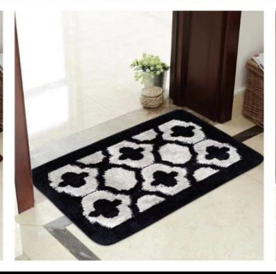 שטיח למקלחת גודל 45/75 דגם תל אביב צבע שחור